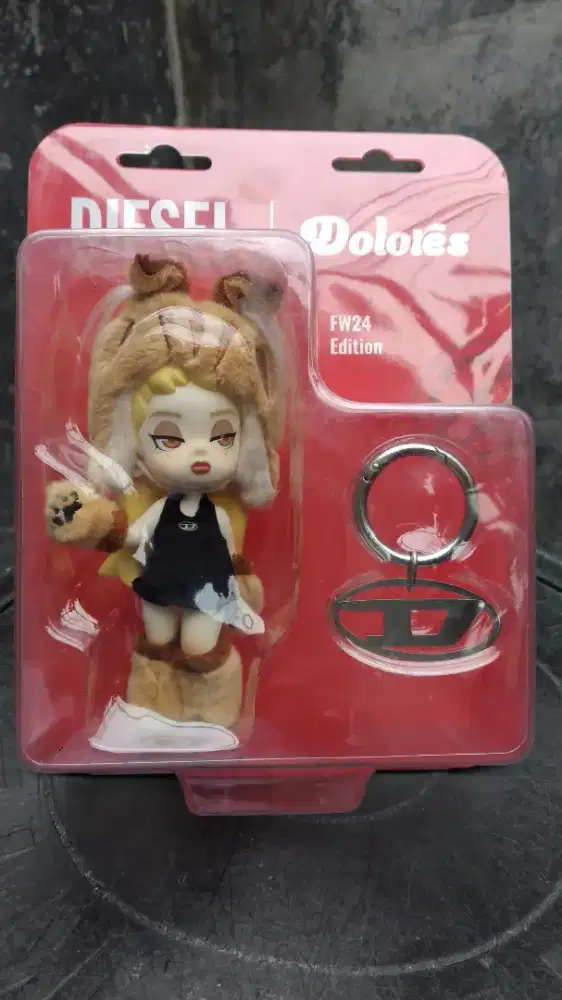 Boneka DIESEL Dolores Dijual Apa Adanya