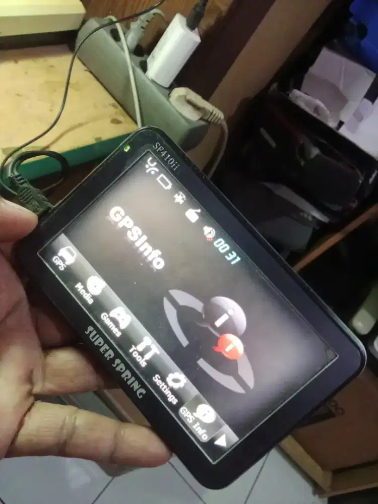 GPS satelit by window 5 inchi