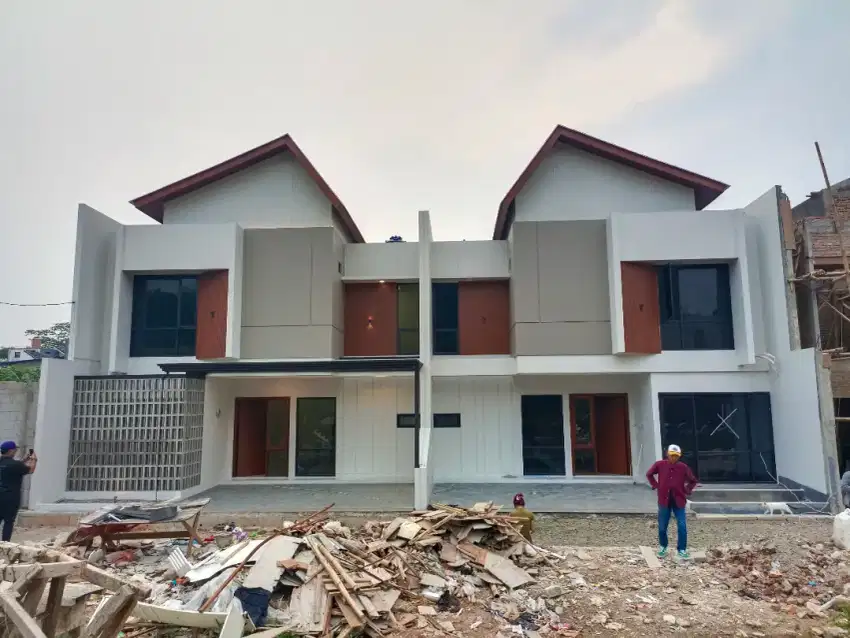 RUMAH MEWAH DI GDC DEPOK SIAP HUNI