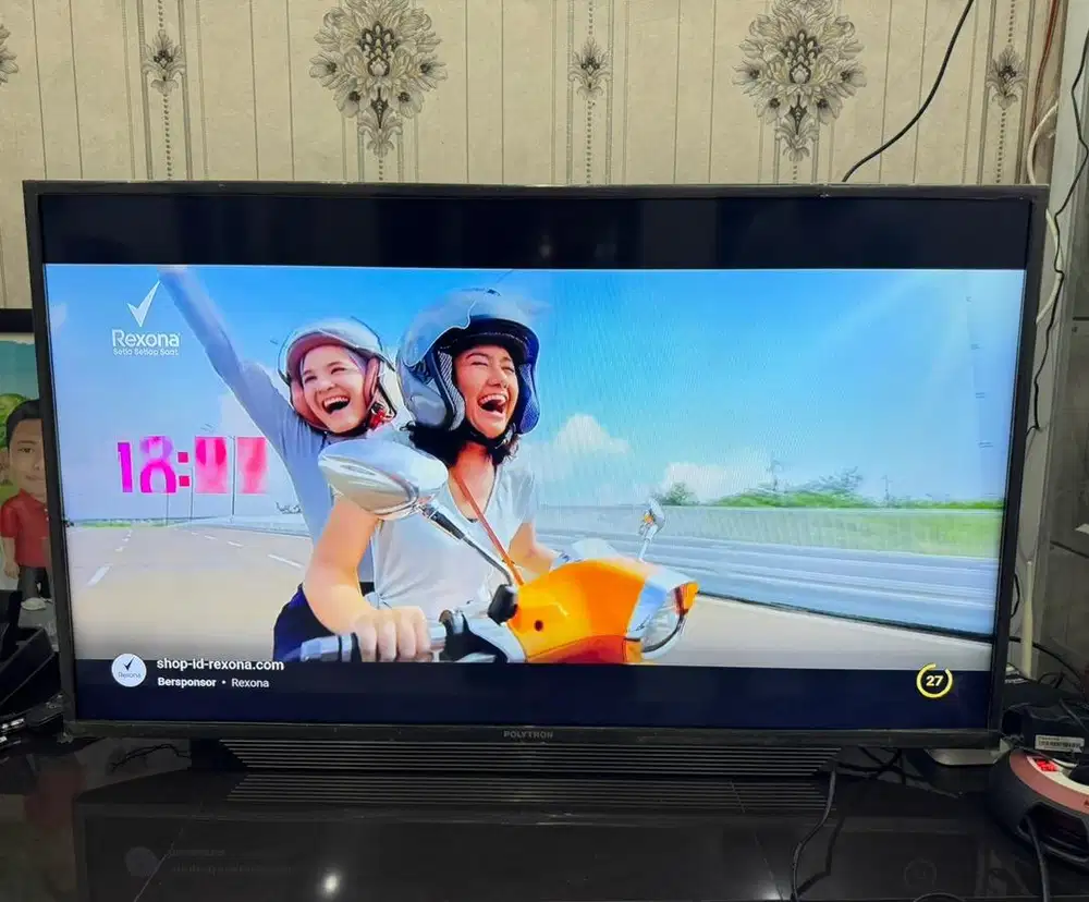 TV Polytron 43inci