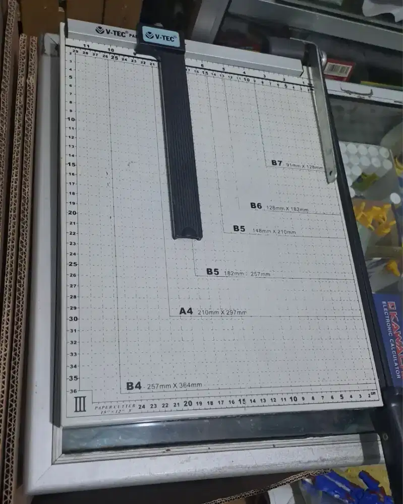 Alat pemotong kertas utk usaha fotokopi