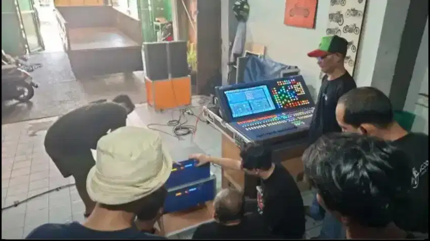 Lowongan Soundman (Operator Sound System) dan Operator Lighting System