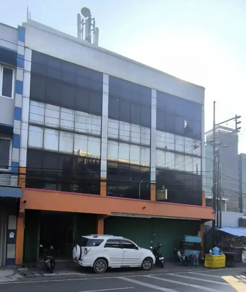 Disewakan 3 Ruko Jadi 1 Raya Kenjeran