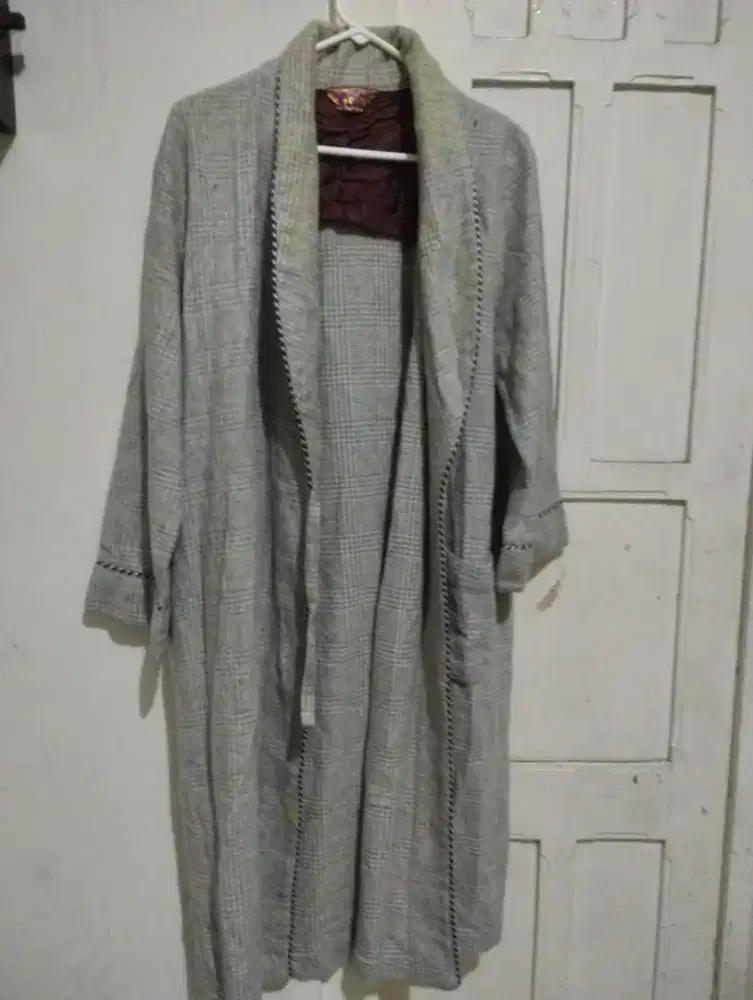 Mantel panjang bahan hangat