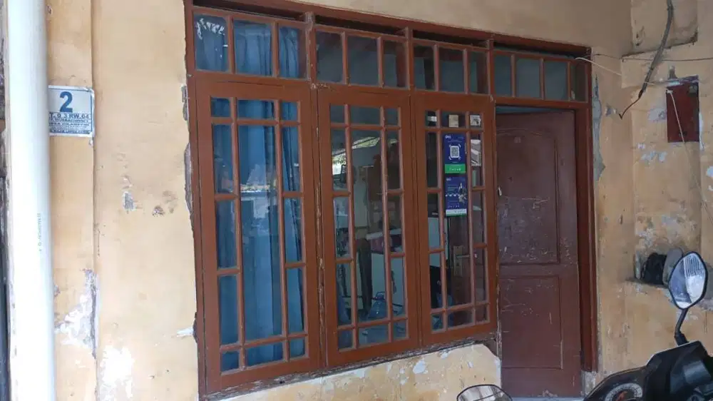 DIJUAL RUMAH KOS MASIH AKTIF DI JL CILAMPENI BANDUNG LOKASI STRATEGIS