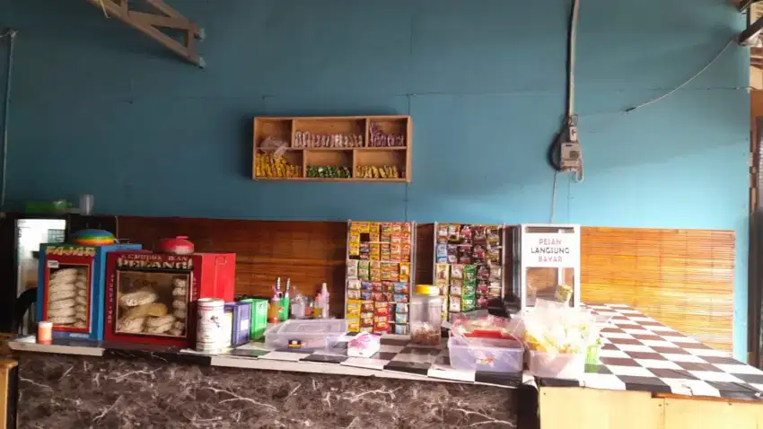 Disewakan tempat jualan