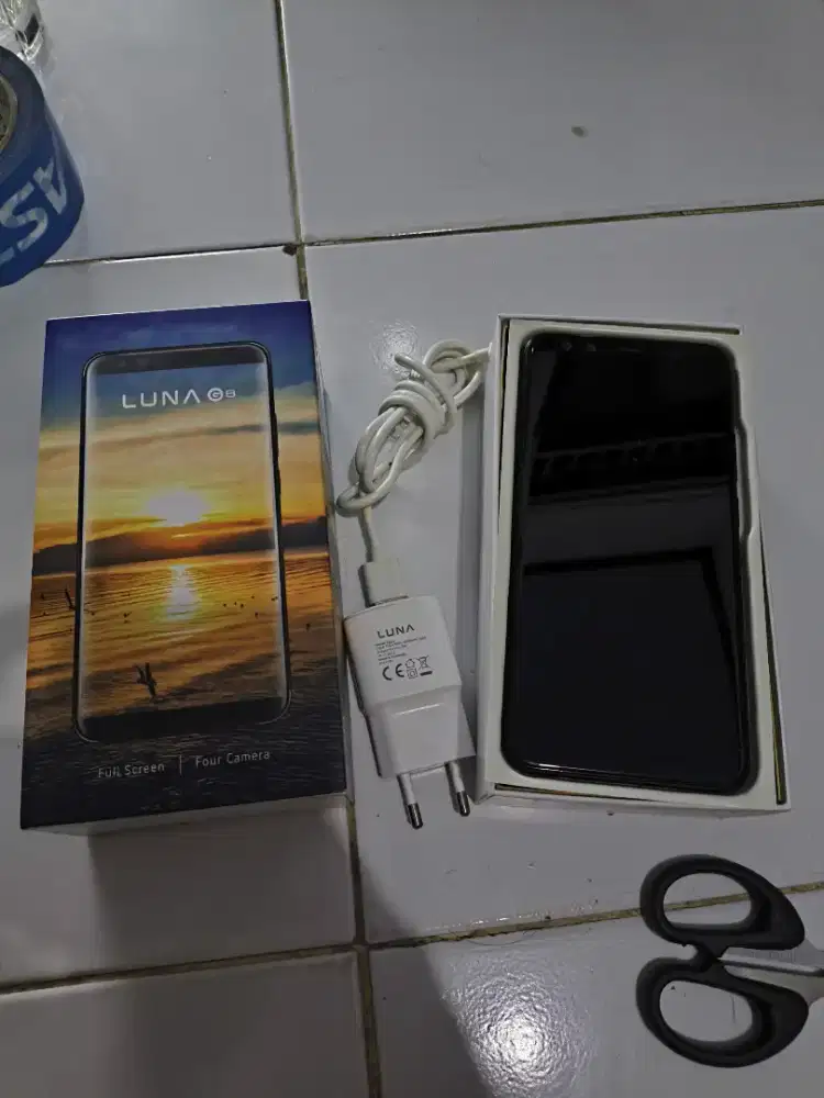 Luna G60 4/64 normal