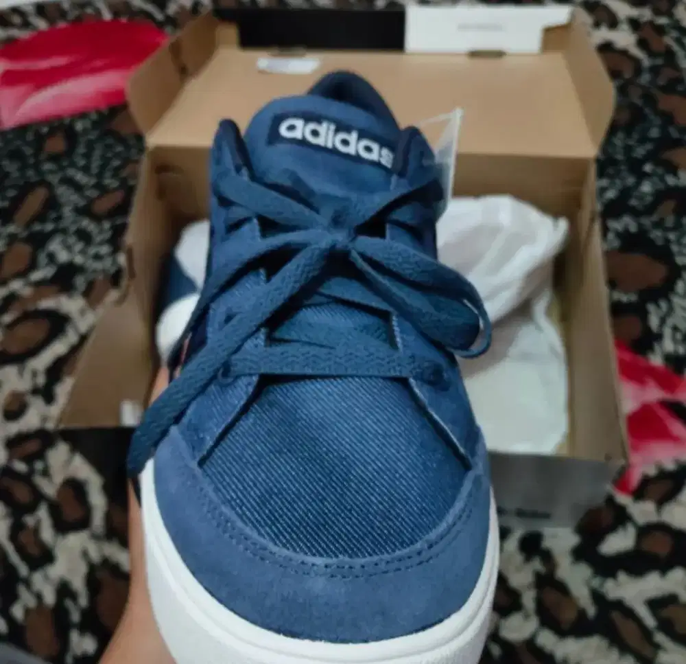 Sepatu adidas original