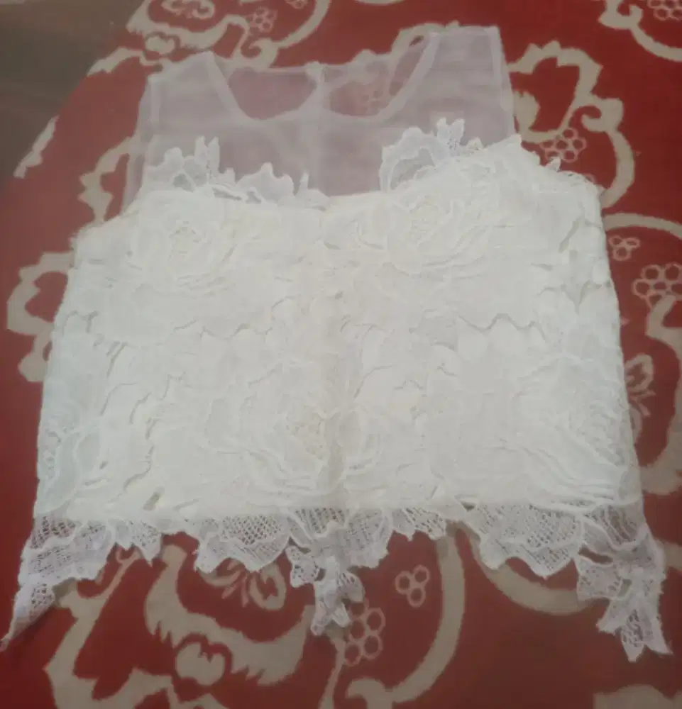 Atasan putih 2kali pkai