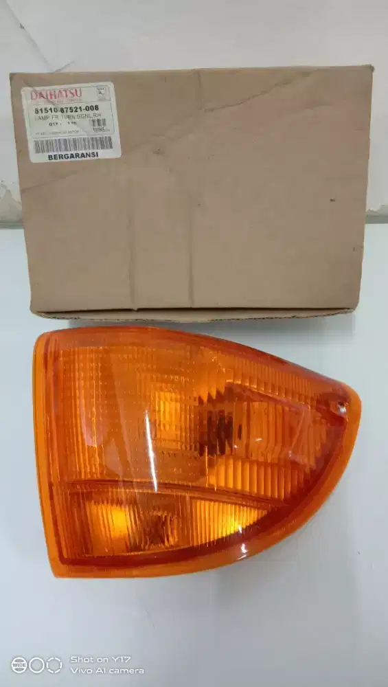 Lampu sein depan kanan daihatsu espass pick up 2001
