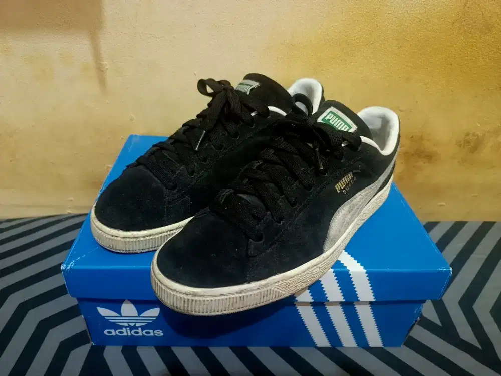 PUMA SUEDE black