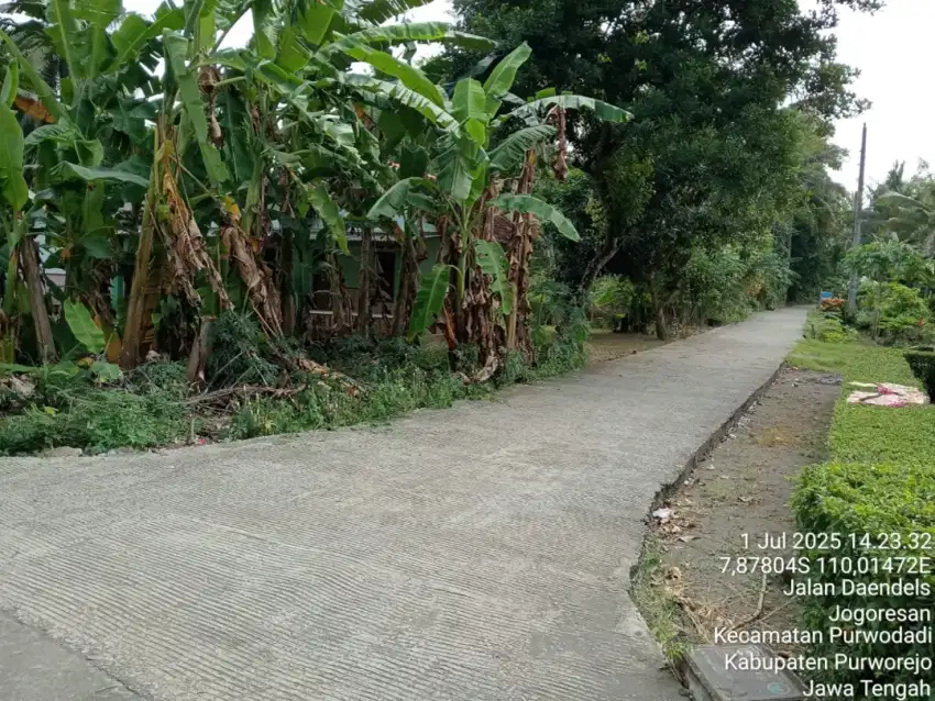 Jual tanah dpt dua muka dekat jln Daendeles