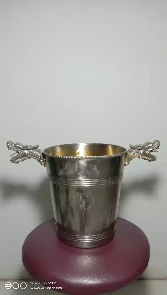 Antik Tempat minuman botol model gagang kepala naga