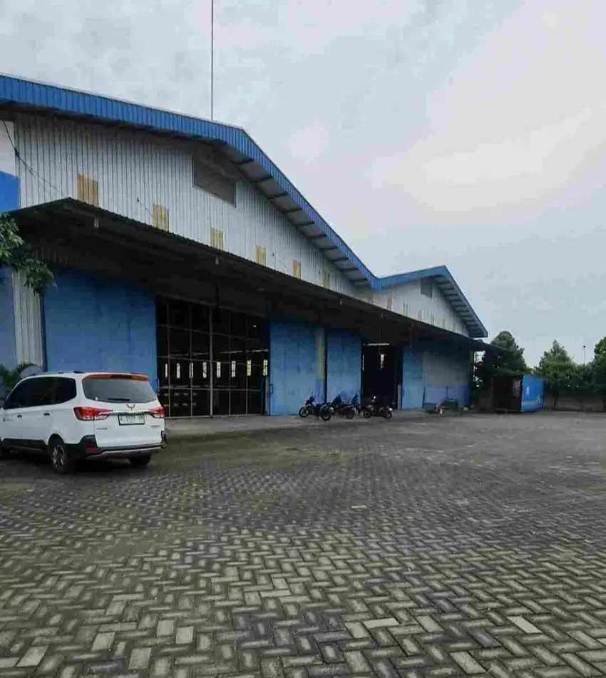 Gudang Kebomas, Gresik