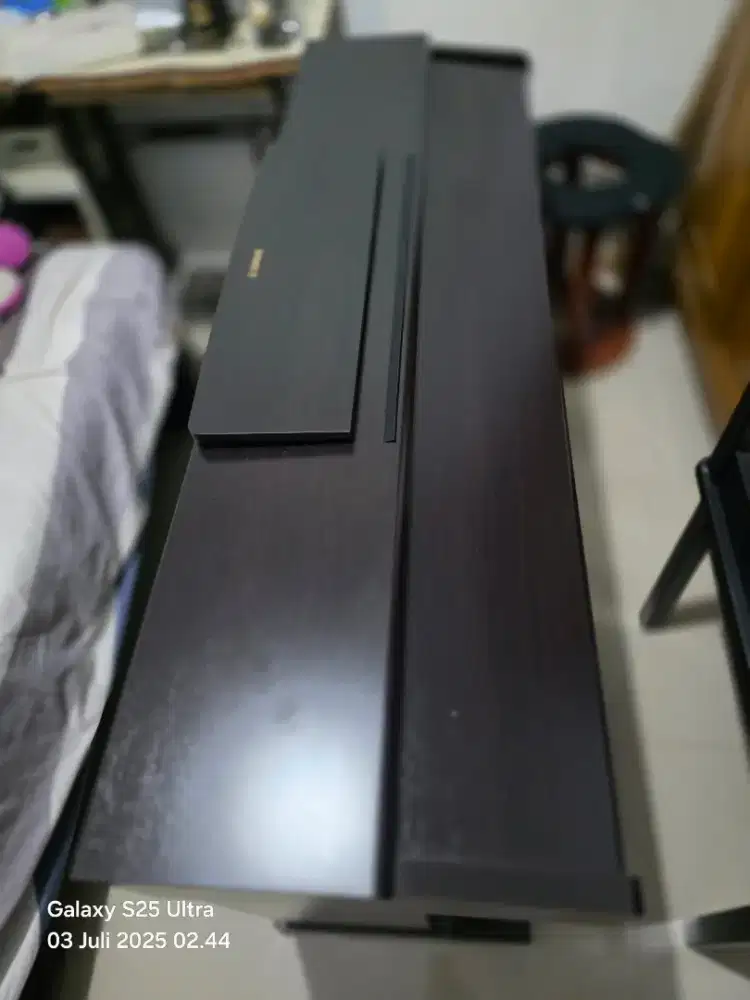 Piano Yamaha Ydp 144 Like New