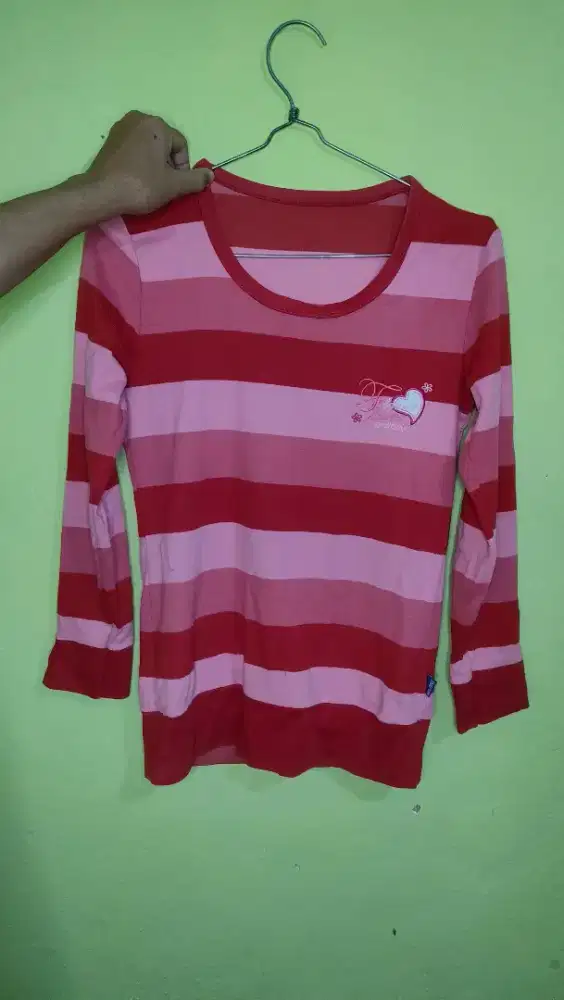 Baju prelove-Salur merah