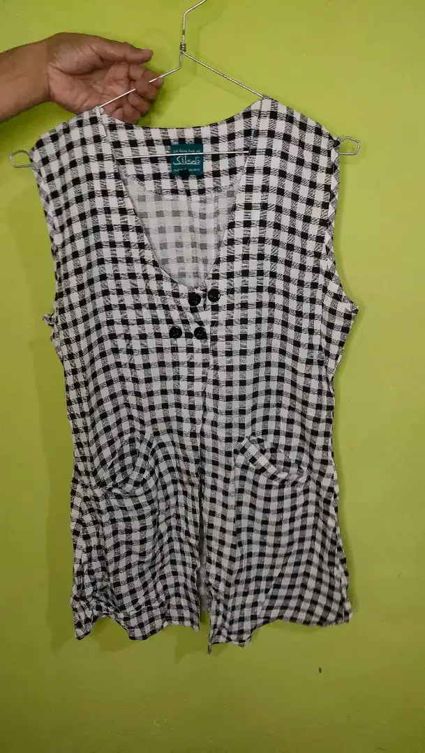 Outer kutung motif kotak
