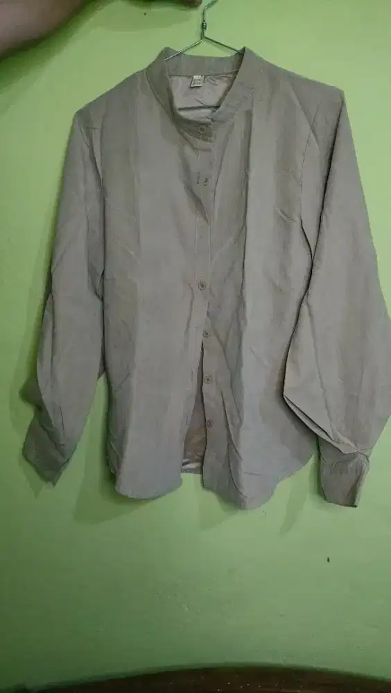 Atasan wanita lengan balon