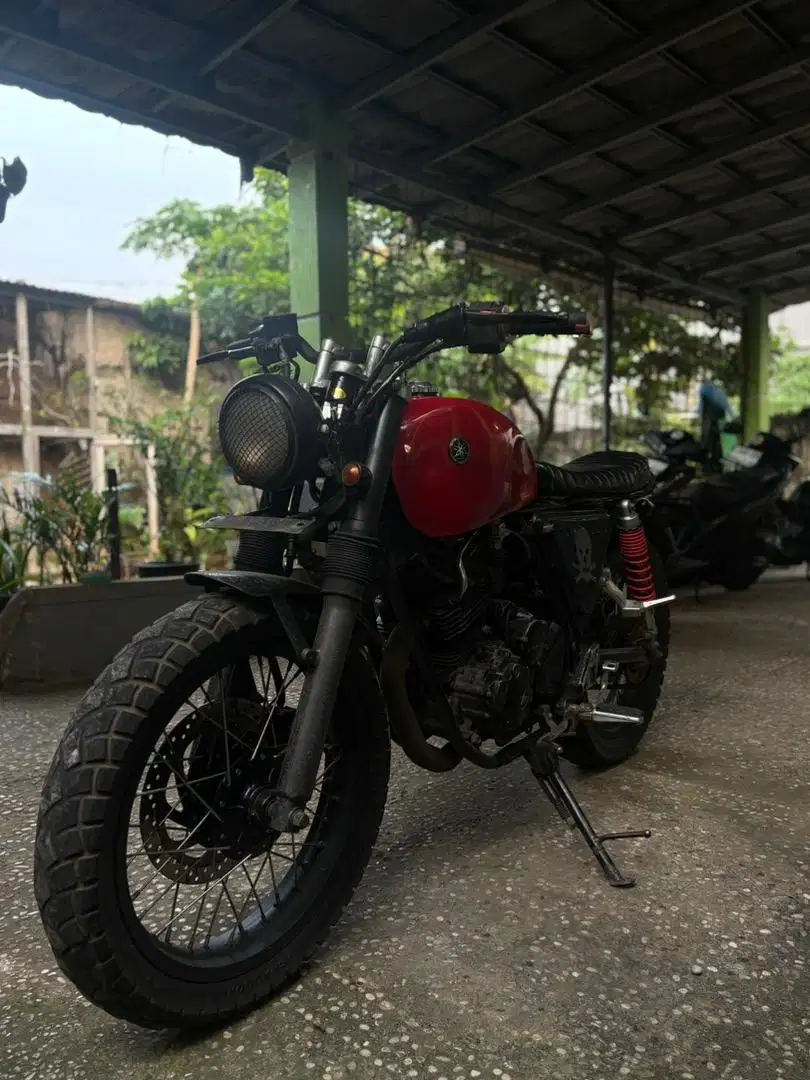 motor custom scorpio