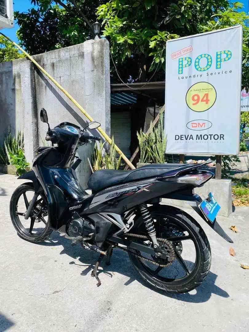 Supra x 125 helm in deva motor