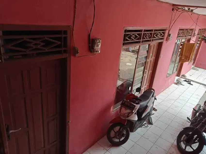 Dijual rumah kost 24 pintu dikarawang jawa barat murah
