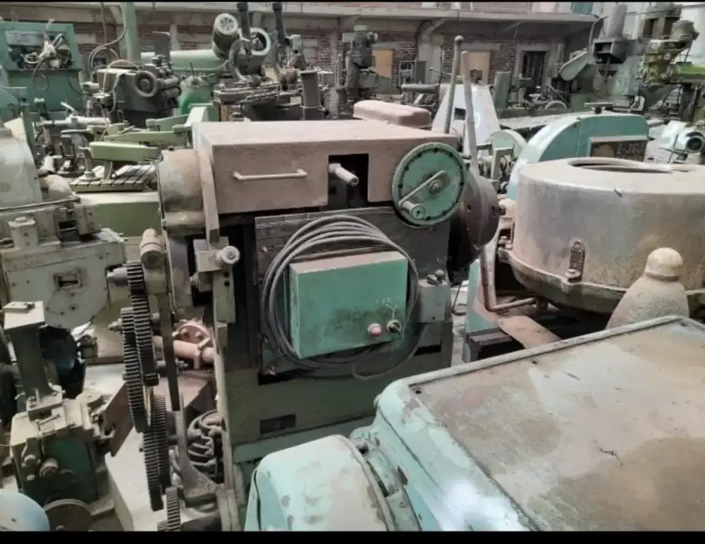 Menerima jual beli barang bekas besi elektronik dll