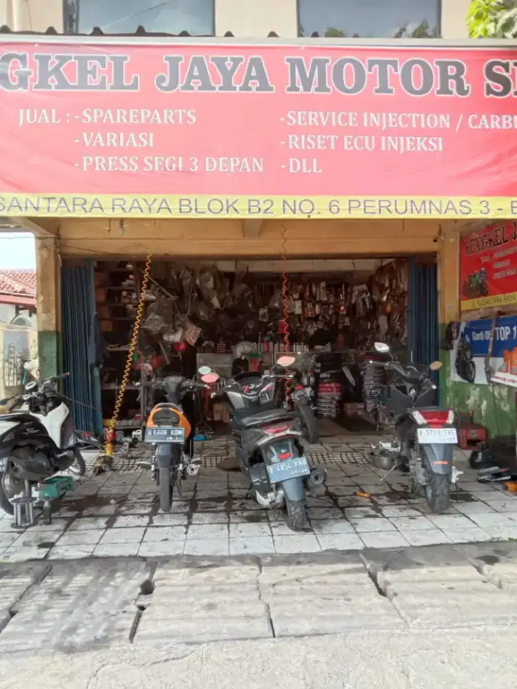 Di cari mekanik motor berpengalaman