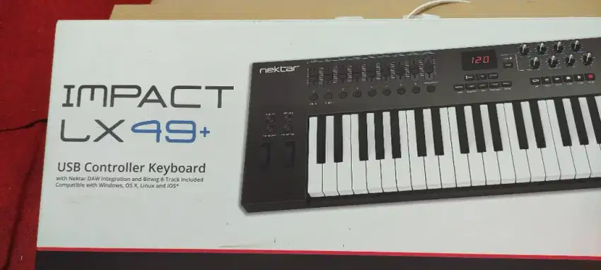 Midi Controller Nektar Impact LX49+