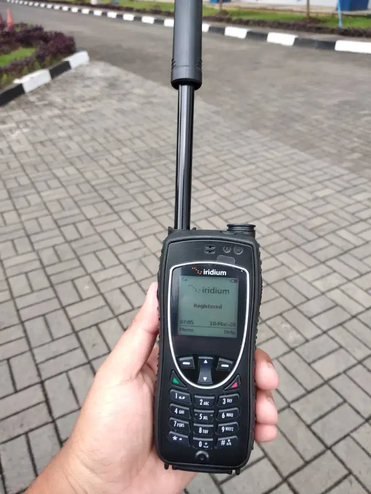 Telepon Satelit Iridium Extreme 9575 PTT Second