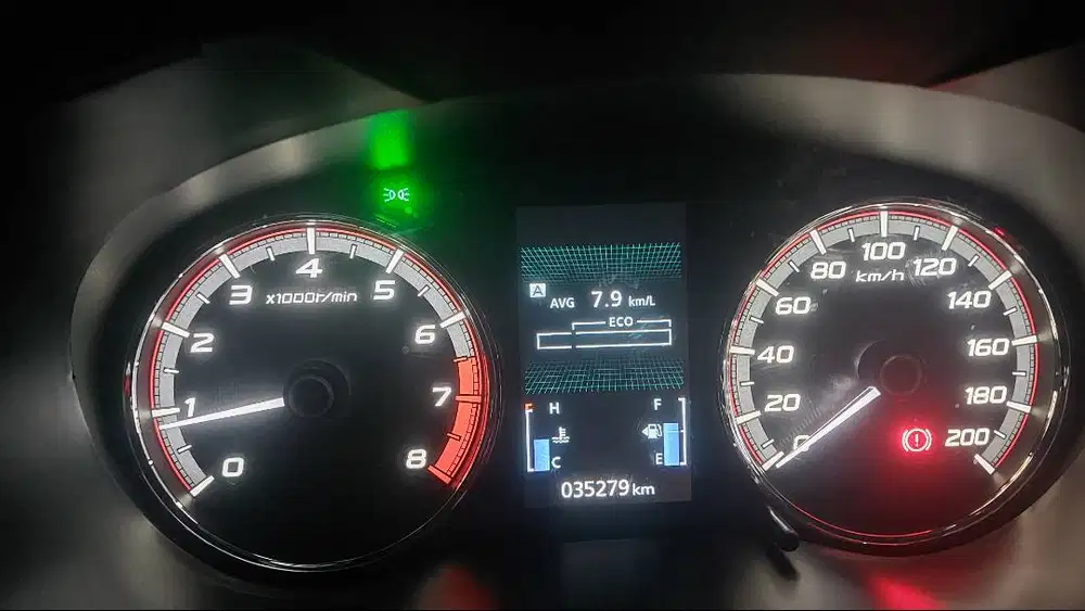 Xpander MT 2021 low kilometer