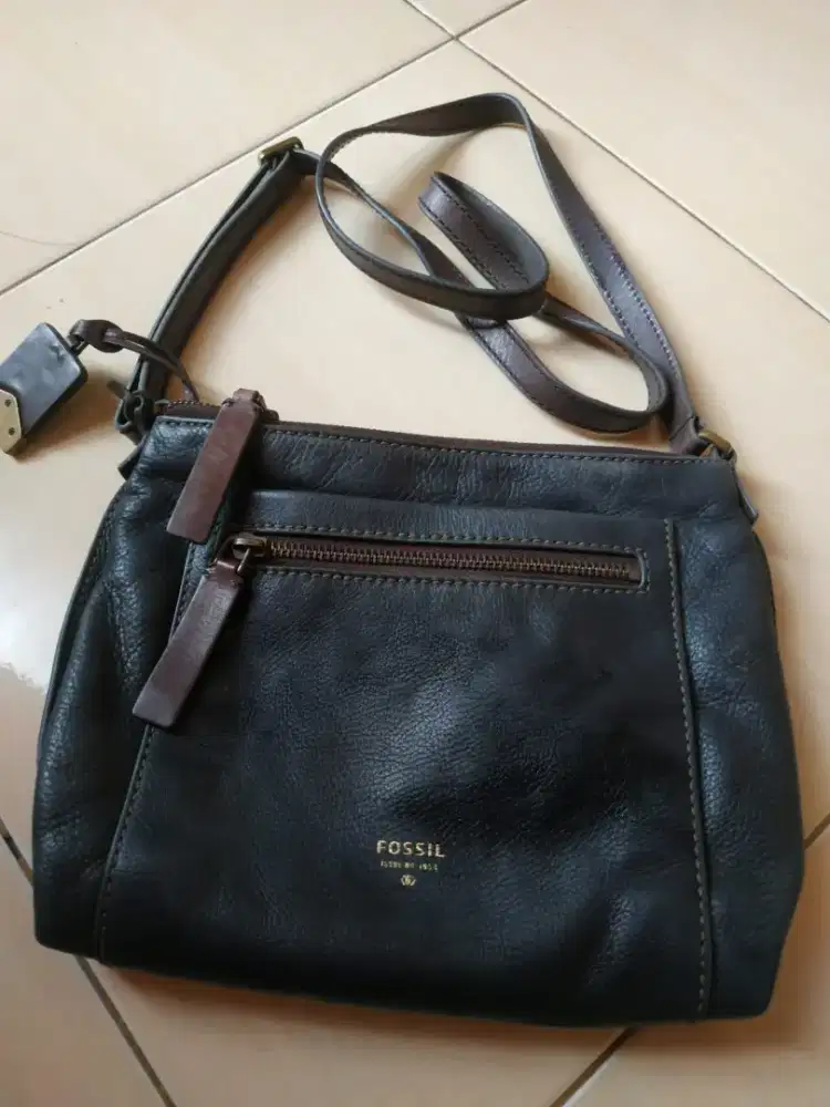 Tas tali slempang Fossil