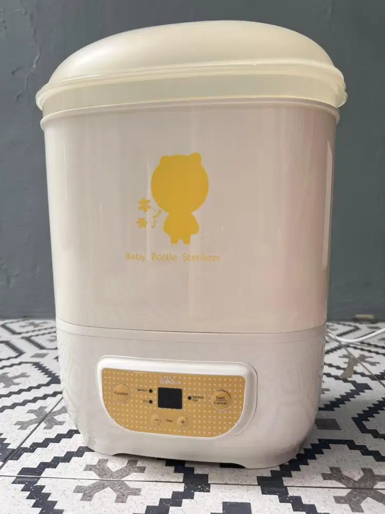 Sterilizer botol susu & perlengkapan baby