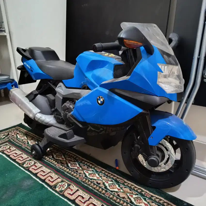 Mainan Motor aki