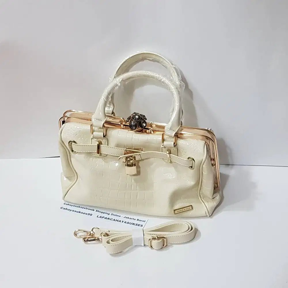 Tas Wanita Model Jinjing ada Tali Strap Selempang New Condition