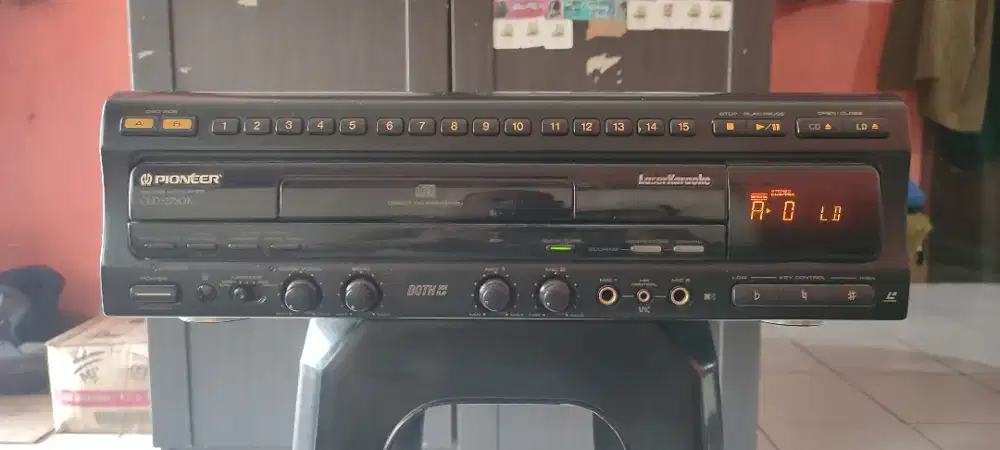 Laserdisc Player Pioneer CLD-2750K auto reverse Normal