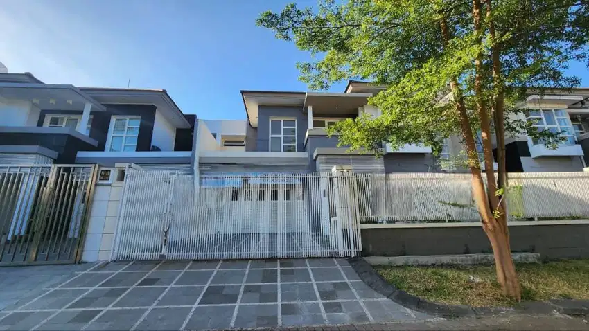 Dijual Rumah Puri Galaxy Bamboo Lakes Bagus Mewah Siap Huni