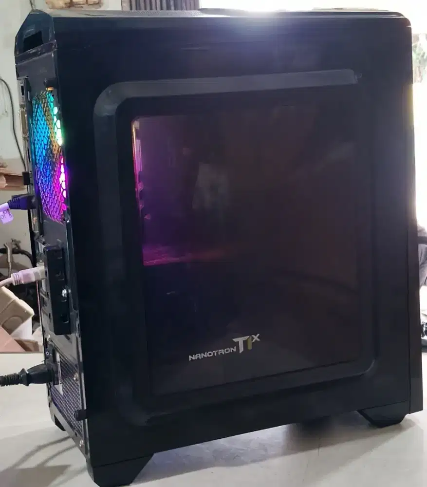 Komputer / PC AMD FX (TM) 6300 six core processor (6 cpus) ram 16gb