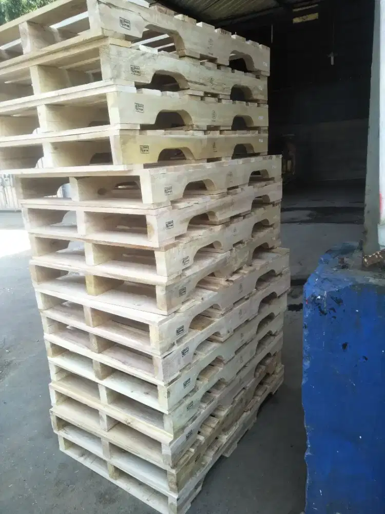 Pallet Kayu Spesialis Expor, gudang, Racking