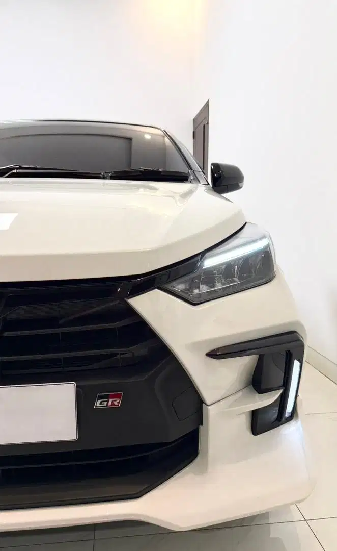 Toyota New Agya 1.2 GR S CVT two tone 2024, istimewa