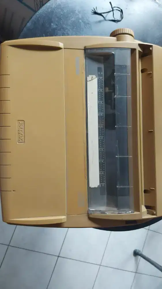 Mesin tik brother  model GX 6750.220V.O.18A.MADE IN USA