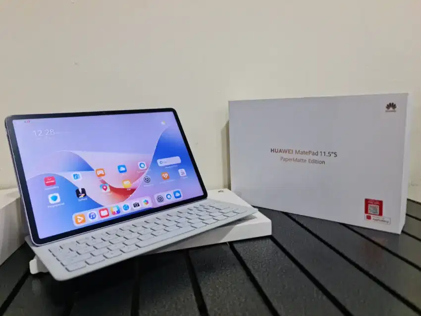 Huawei mattepad 11,5 8/256 + keyboard