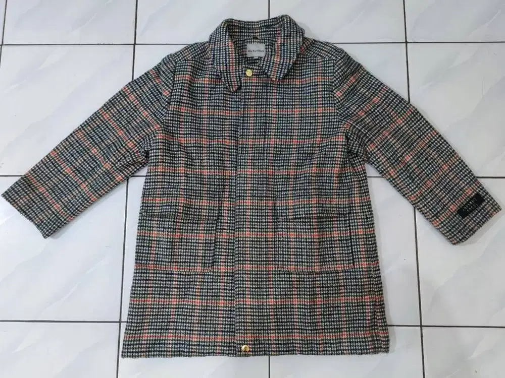 PRELOVED Jaket winter wanita musim dingin 05