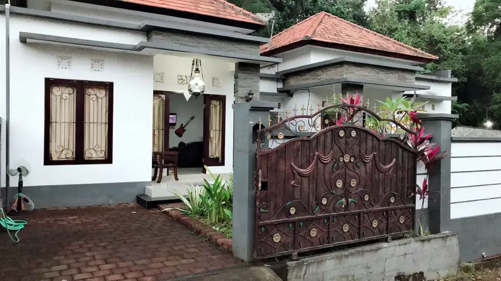 Disewakan Rumah View Sawah, Sungai, Lokasi Startegis