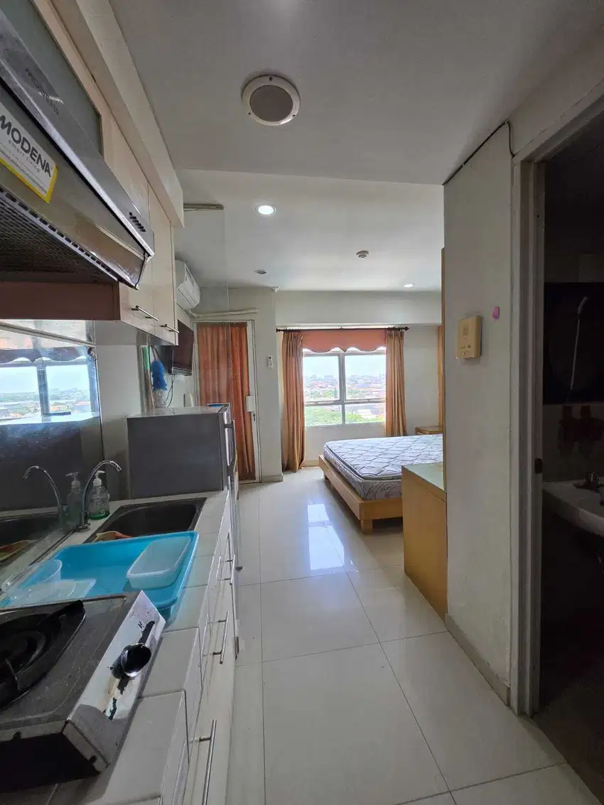 Sewa metropolis tower c 1006 view pool dan ubaya adem fasilitas lengka