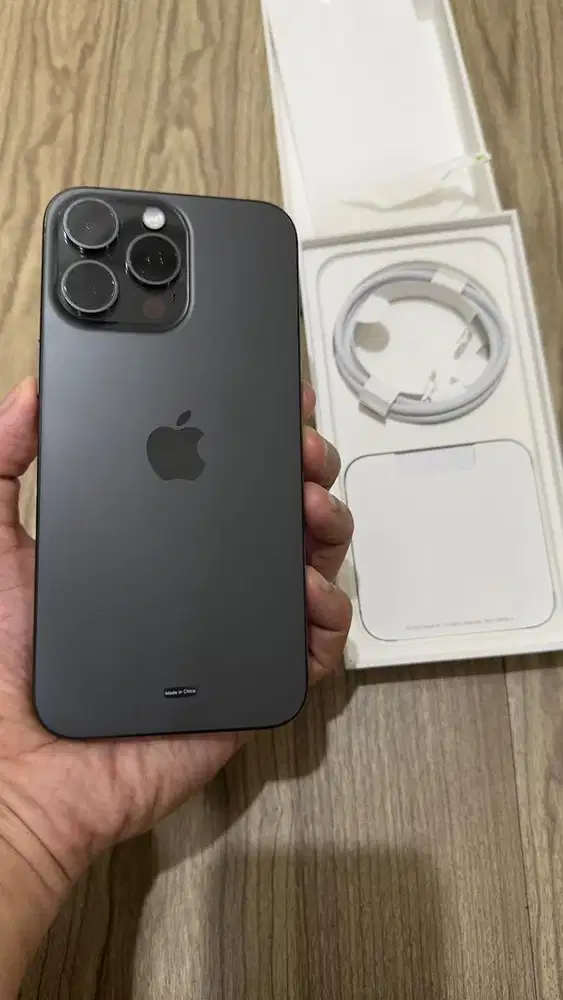 Iphone 15 Pro Max 1TB IBOX Black Like New