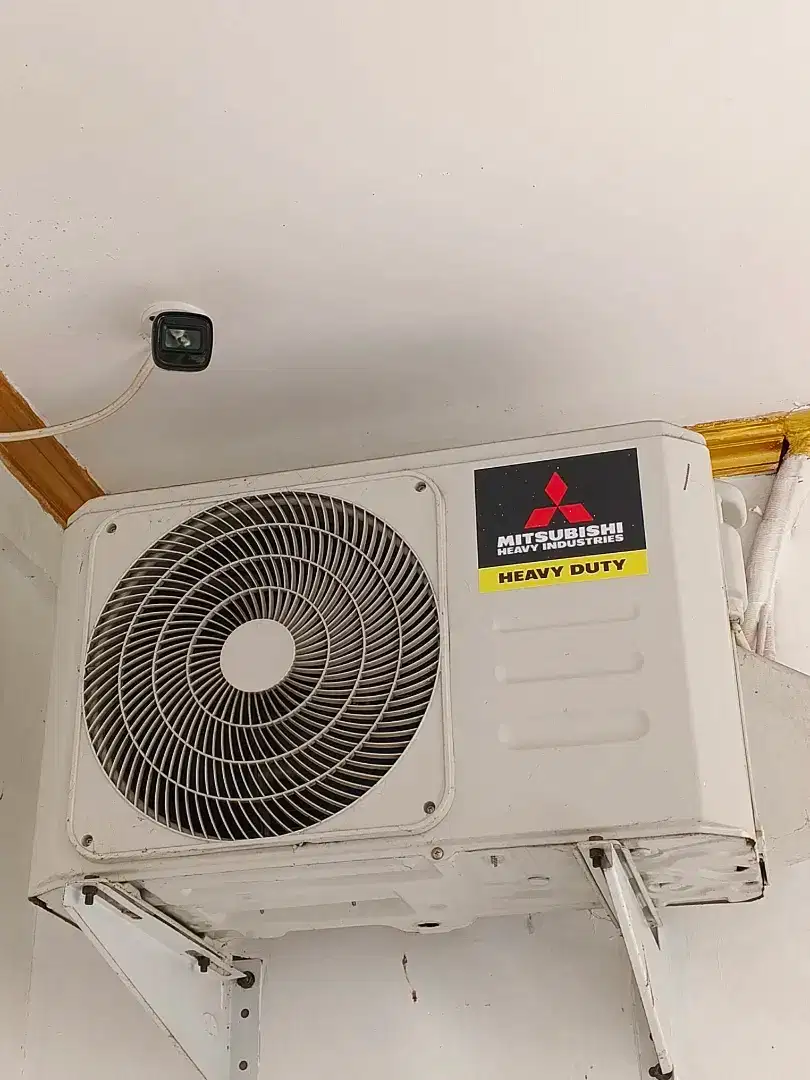 AC Mitshubshi Heavy Duty 1/2 PK Like new!