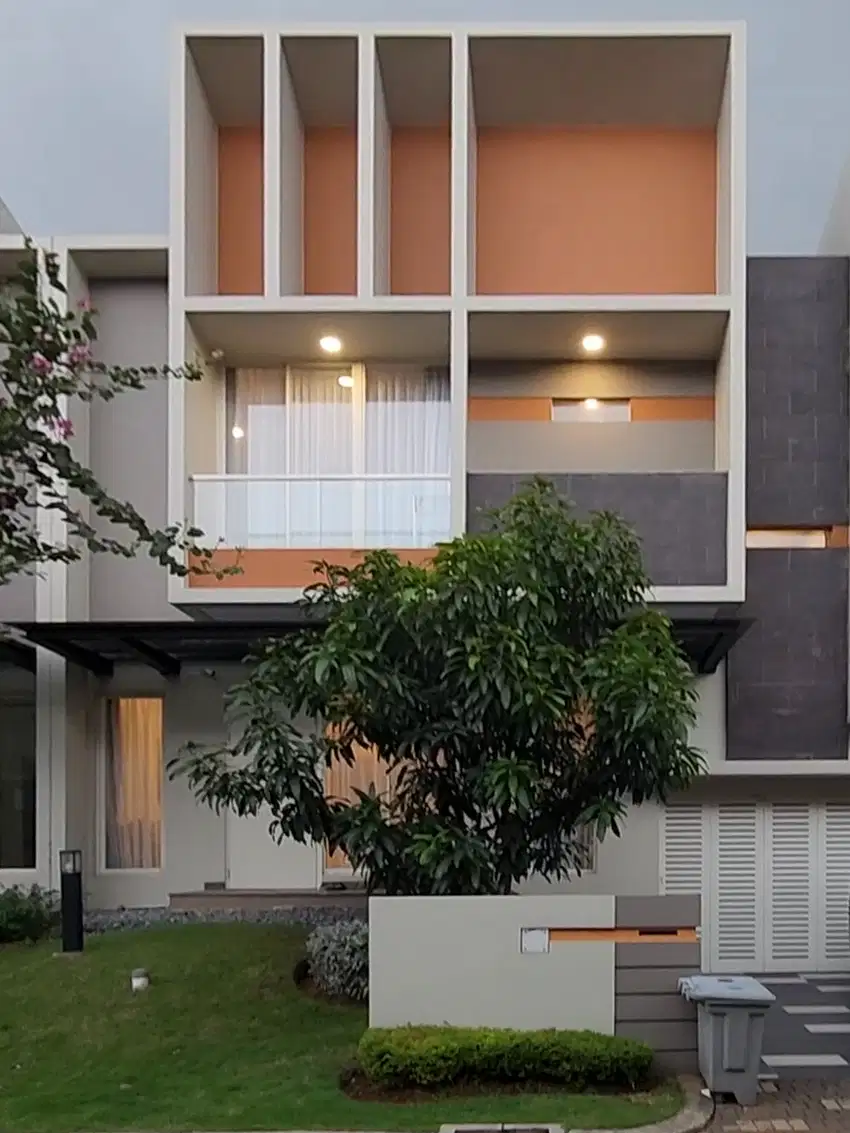 Dijual Cepat Murah Rumah Mewah Cluster Mozart di Gading Serpong