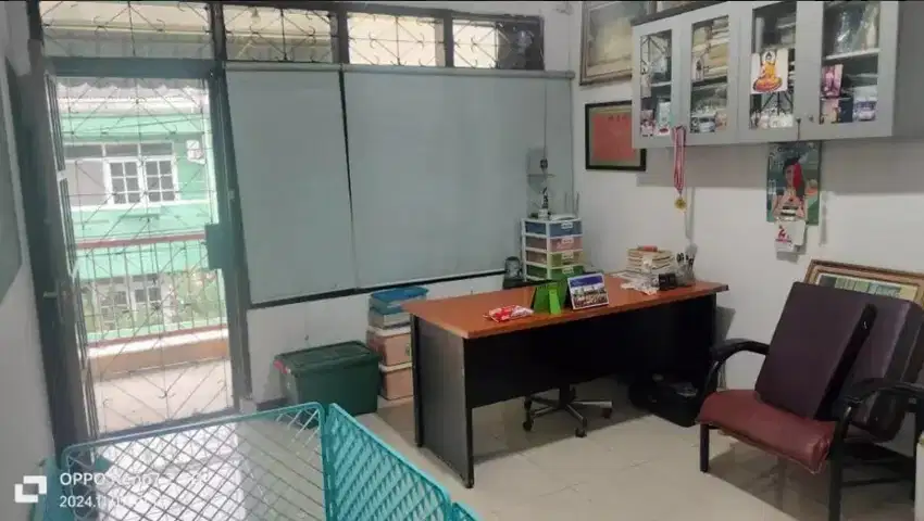 J331.Jarang Ada MURAH Lokasi Istimewa Rumah Siap Huni di Kav Polri