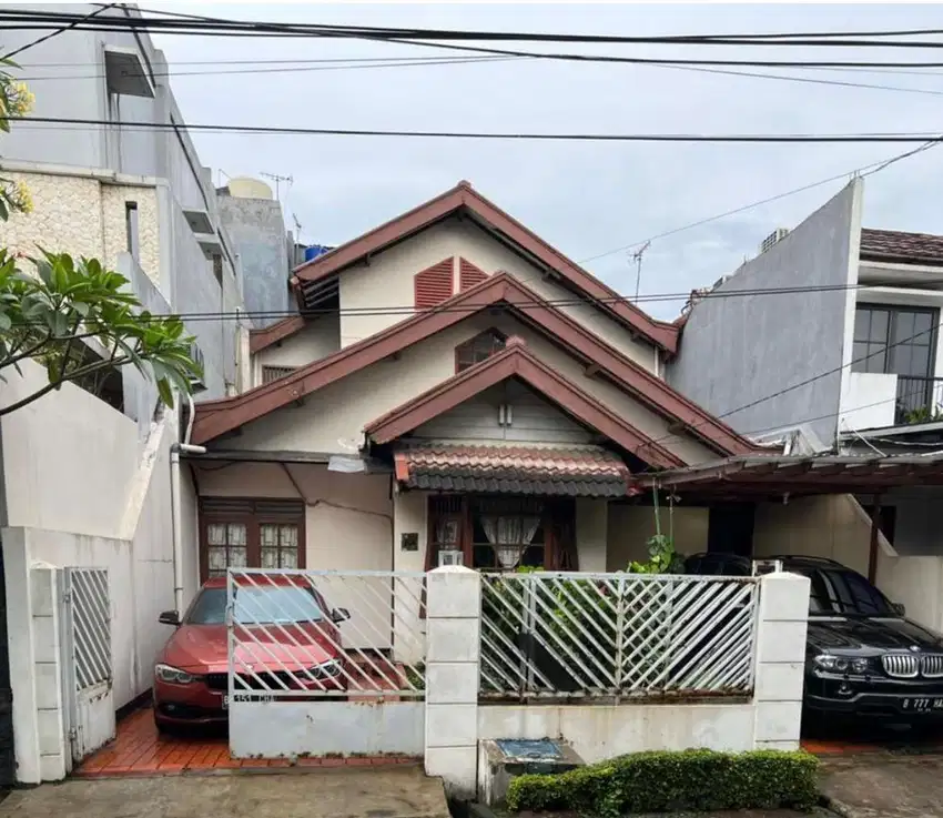 Dijual Turun Harga Jl. Puter Sektor 5 Bintaro Jaya