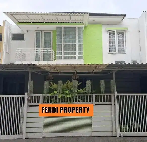 Rumah Minimalis Depan Danau Perumahan Citra Gran Cibubur